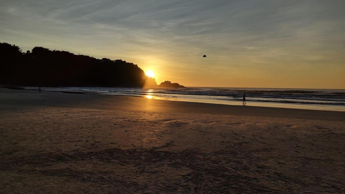 Apartamento Ubatuba - Praia Grande - 250M Da Praia Extérieur photo